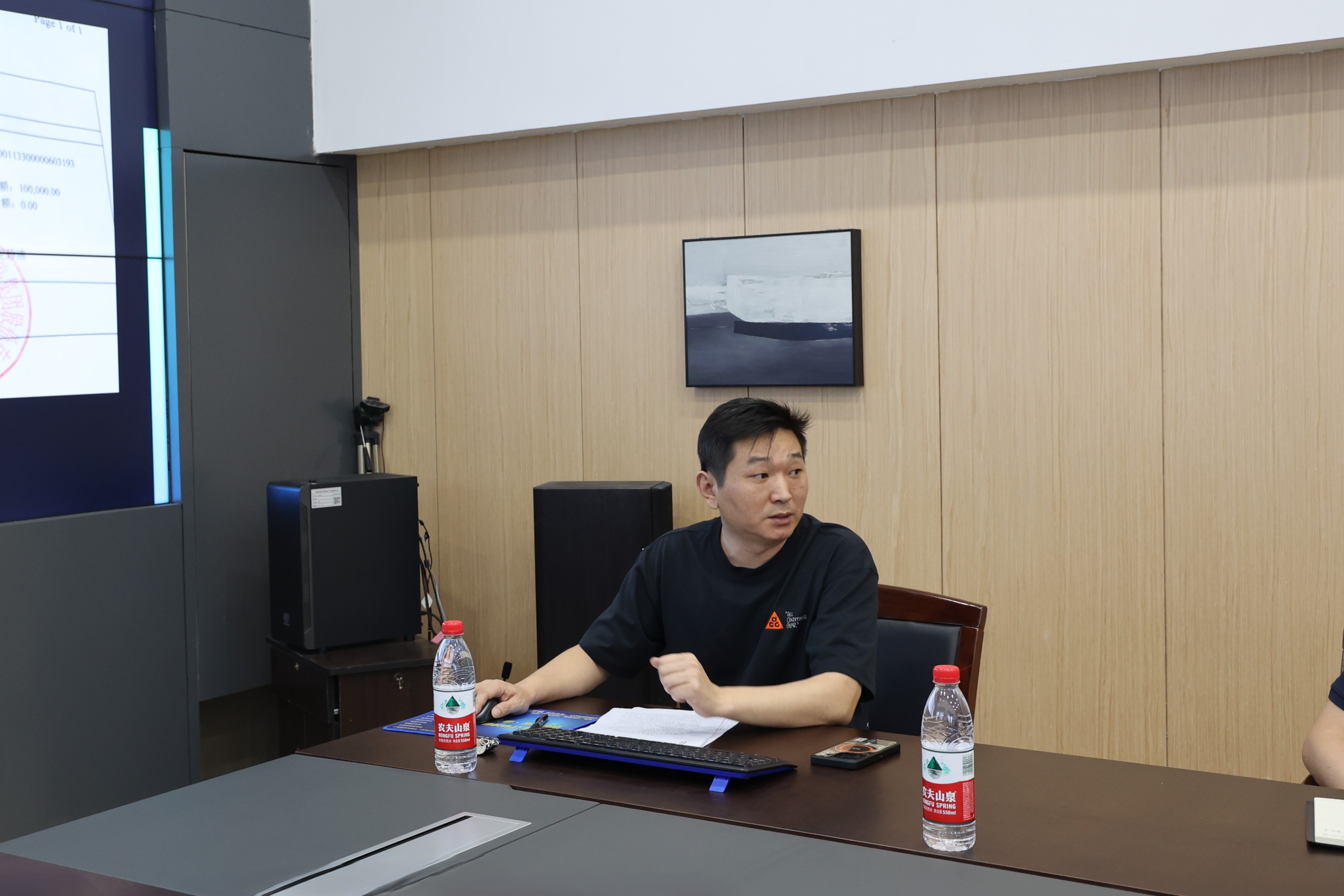 1750914207470912.jpg 公司車隊(duì).JPG